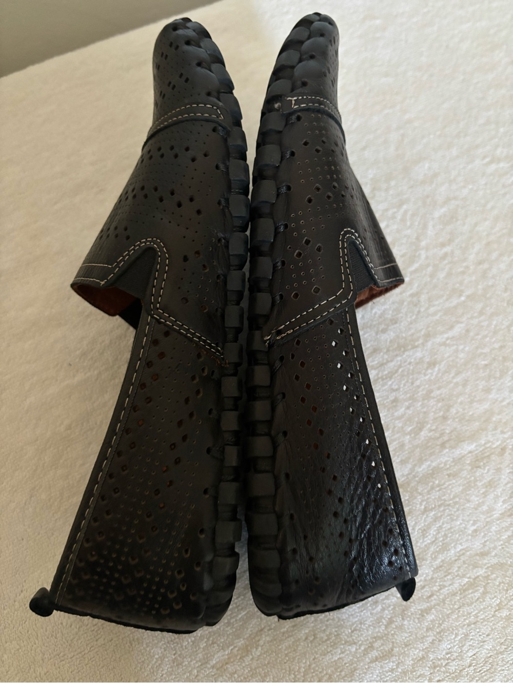 Woman’s Spring Step Fredia Perforated Leather Slip-On Loafer Size 7.5 - Picture 5 of 6